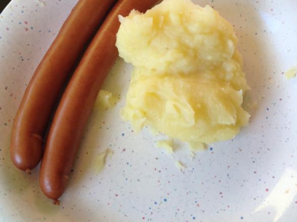 Kartoffelbrei mit Wienerle