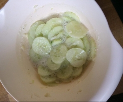 Dressing zu Blattsalat / Gurke