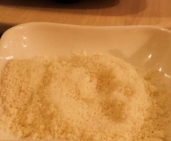 Weltbester Parmesan VEGAN aus dem Maulwurfshügel