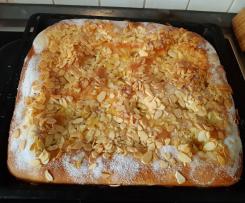 Butterkuchen mit Mandeln