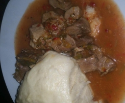 hefekloß mit gulasch