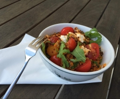 Schnelles Quinoa Risotto mit Feta und Rucola