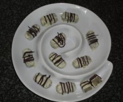 Marzipan-Mohn-Pralinés: Pralinen - mit feiner frühlingshafter Zitronennote