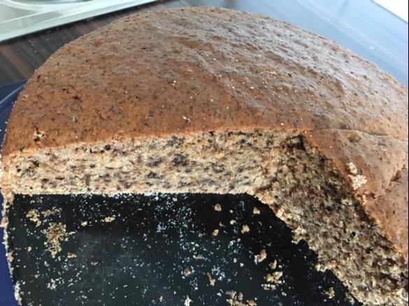 Zucchini-Kuchen VEGAN mit Walnüssen