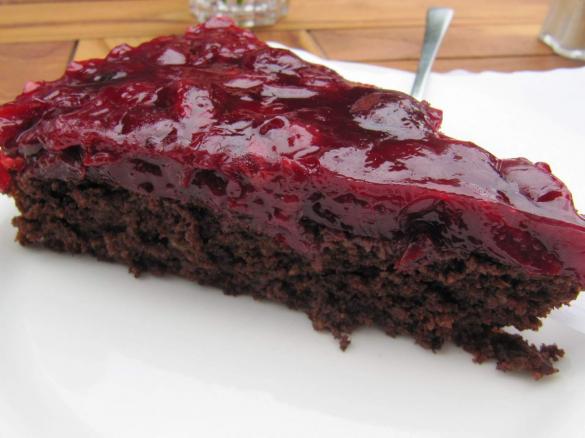 Schokoladen-Kirsch-Kuchen