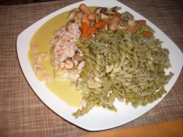 Fischfilet mit Safran-Butter-Sauce 