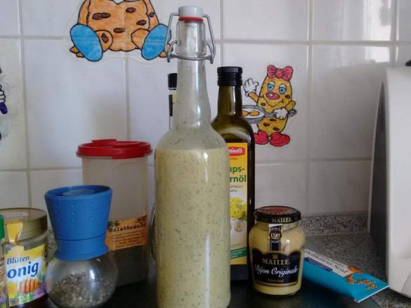 Variation von Tina´s...Silvie´s Salatsoße auf Vorrat