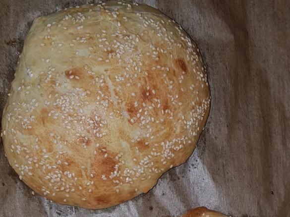Fladenbrot mit Sesam