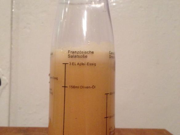 Orangen-Honig-Rotweinessig Dressing