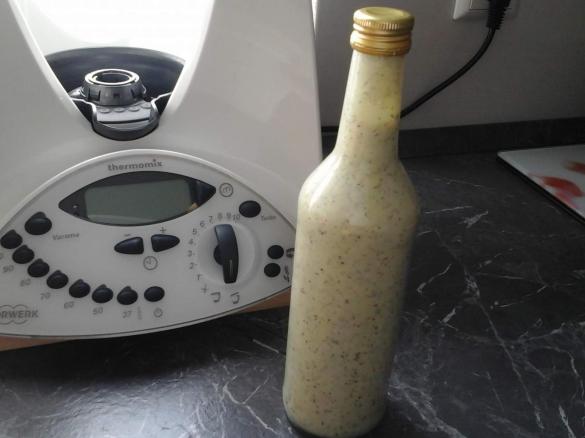 Joghurtdressing für Salate auf Vorrat