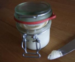 Streichzarte Butter (auch direkt aus dem Kühlschrank streichfähig) - mit Rapsöl