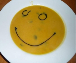 Cremige Kürbissuppe mit Curry und Ingwer (WW tauglich)