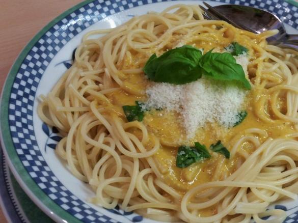 Paprikasauce zu Pasta