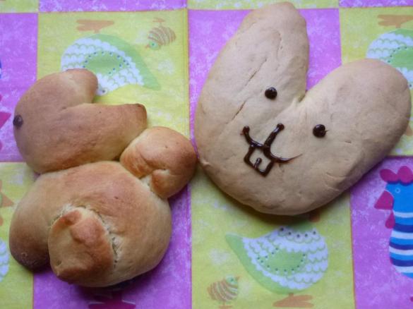 Osterhasen / Quark-Hefehäschen (ohne gehen lassen)**OSTERN**