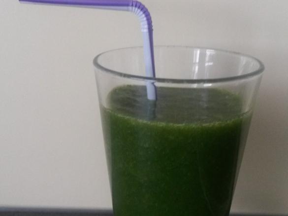 Grüner Smoothie - gesund und lecker!