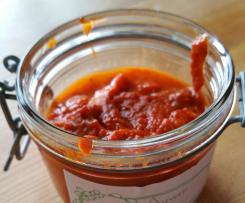 Ajvar mit Honig gesüßt