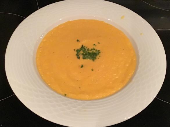 Karotten-Selleriesuppe