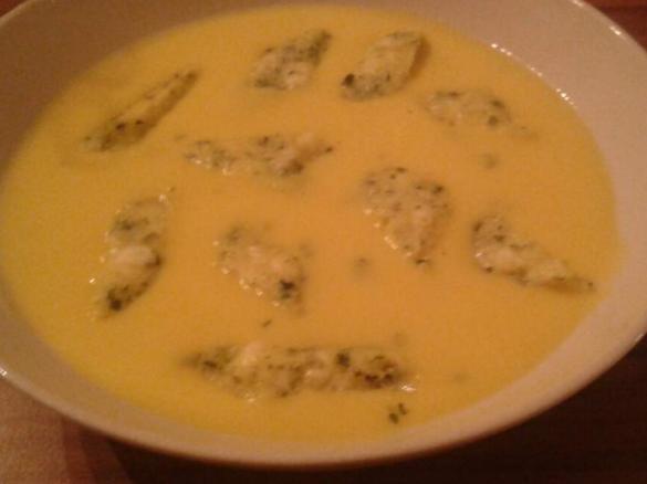 Kräuterrauten (Suppeneinlage)