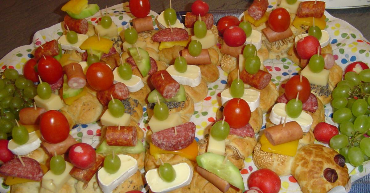 Tatzelwurm für Kindergeburtstag oder Party Schlange von meusterin. Ein ...