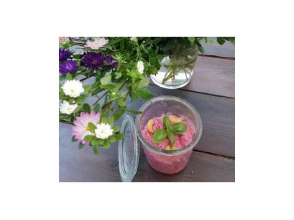 Schafskäse-Paprika-Cashew-Dip