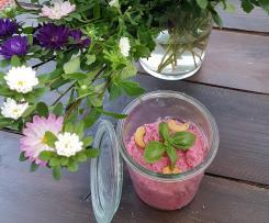 Schafskäse-Paprika-Cashew-Dip