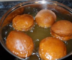 Berliner Pfannkuchen (Kreppel) aus Dinkelmehl