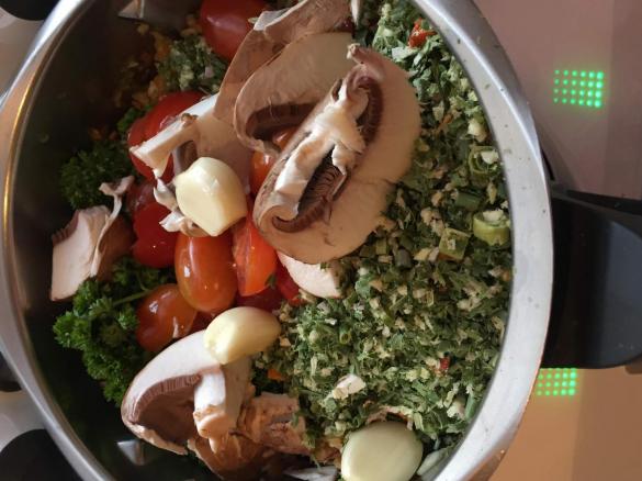 Gewürzpaste für Gemüsebrühe / Suppengemüse / Suppengrundstock / Gemüsebrühe