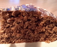 Schneller Nuss-Eierlikörkuchen