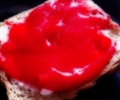 Samtige Erdbeer Marzipan Marmelade