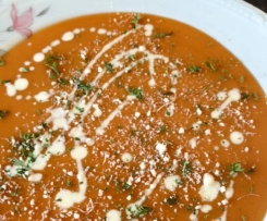 Rote Linsen Crèmesuppe