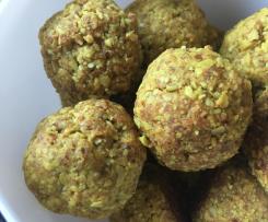 Energy Balls mit Kurkuma