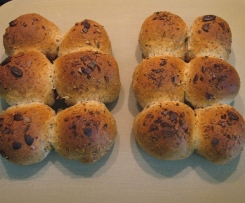 Würzige Kernenbrötchen