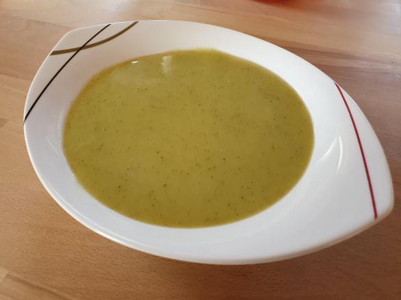 Zucchini-Kartoffel-Creme-Suppe