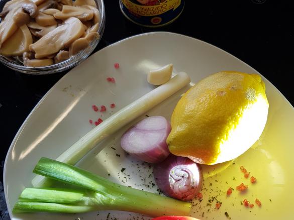 Gerrys Nürnberger Bratwürstl - Italian Style - im MARZANO-Sugo                                   mal gaaanz anders ...