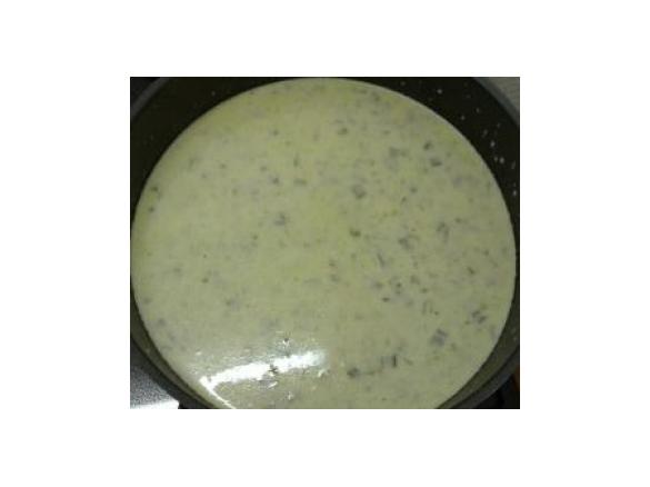 Hackfleisch-Käse-Lauch-Suppe