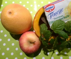 Kürbis-Graphefruit-Marmelade mit frischer Zitronenmelisse