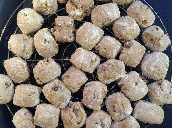 Christstollen-Happen, Stollenkonfekt ohne Orangeat o. Zitronat