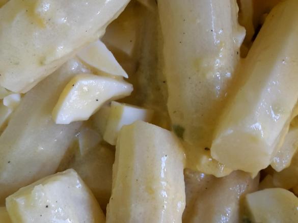 Eier-Lauchzwiebel-Soße