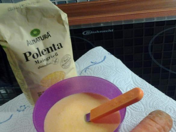 Babybrei Polenta mit Möhren