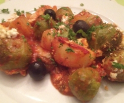 Mediterraner Rosenkohl-Kartoffelauflauf