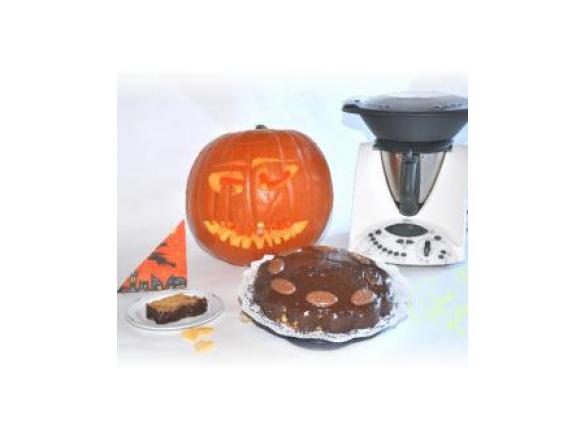 Kürbiskuchen für Halloweenparty