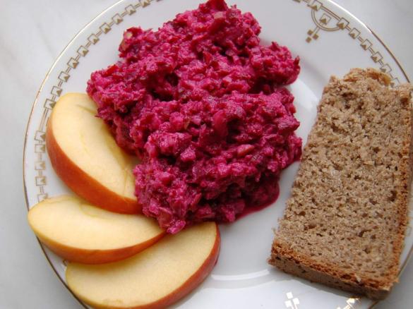 Schneller Rote Beete-Apfel Rohkostsalat