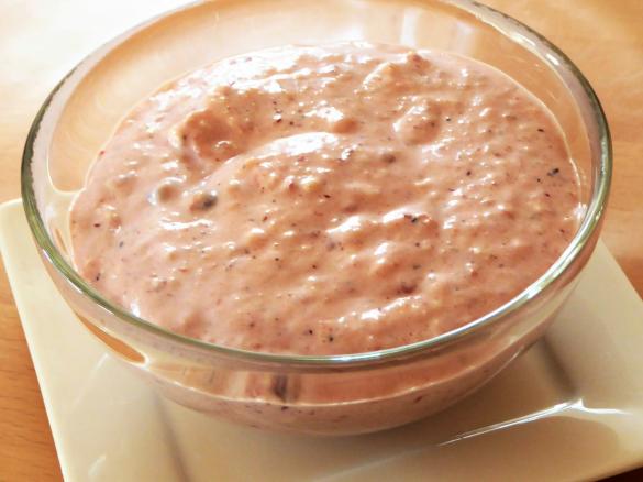 Weinbergkäse-Preiselbeer-Creme