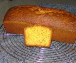 Weißer Schoko-Karotten-Kuchen