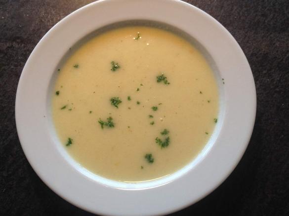 Sellerie-Apfel-Süppchen veggi & leicht