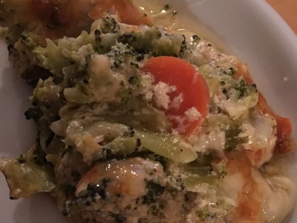 Gemüseauflauf mit Spitzkohl und Brokkoli