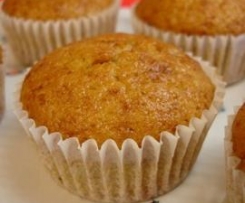 Variation von Muffins Weiße Schokoladen und Macadamia....