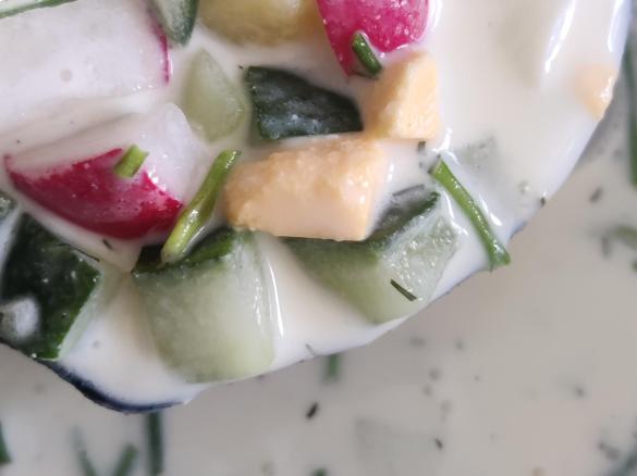 Okroschka (Kalte Sommersuppe)