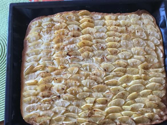 Obstblechkuchen aus Mürbeteig