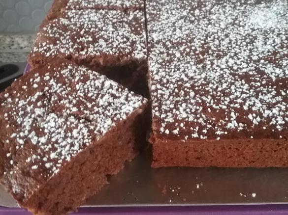 Variation Schoko-Zucchini-Blechkuchen für den großen Ofenzauberer von Pampered Chef